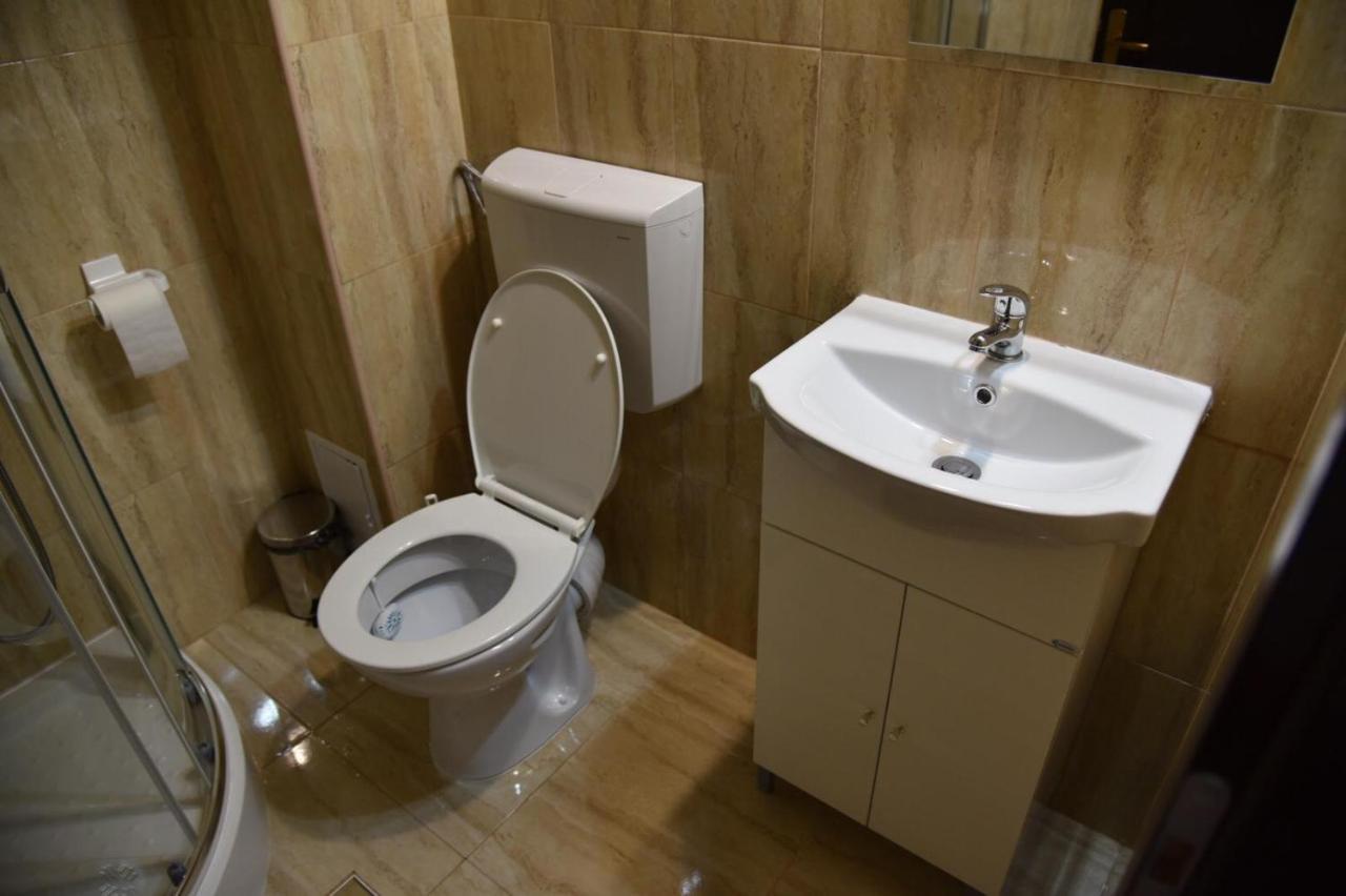 Hotel Casa Poienarilor Sîmbăta de Sus Esterno foto