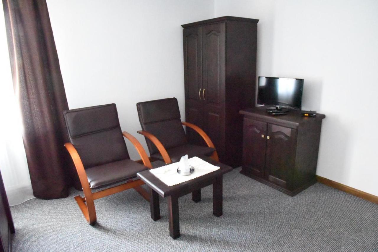 Hotel Casa Poienarilor Sîmbăta de Sus Esterno foto