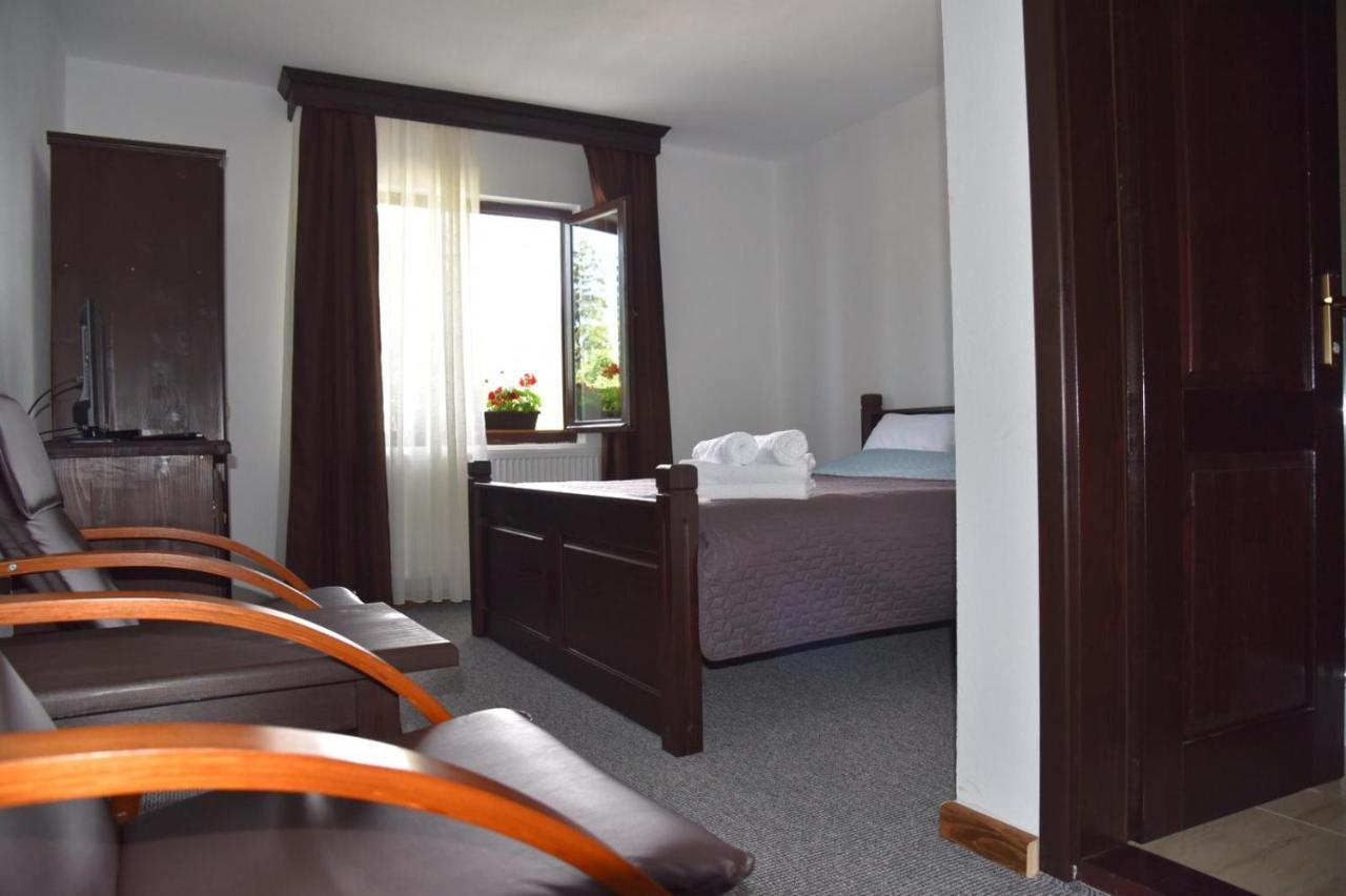 Hotel Casa Poienarilor Sîmbăta de Sus Esterno foto