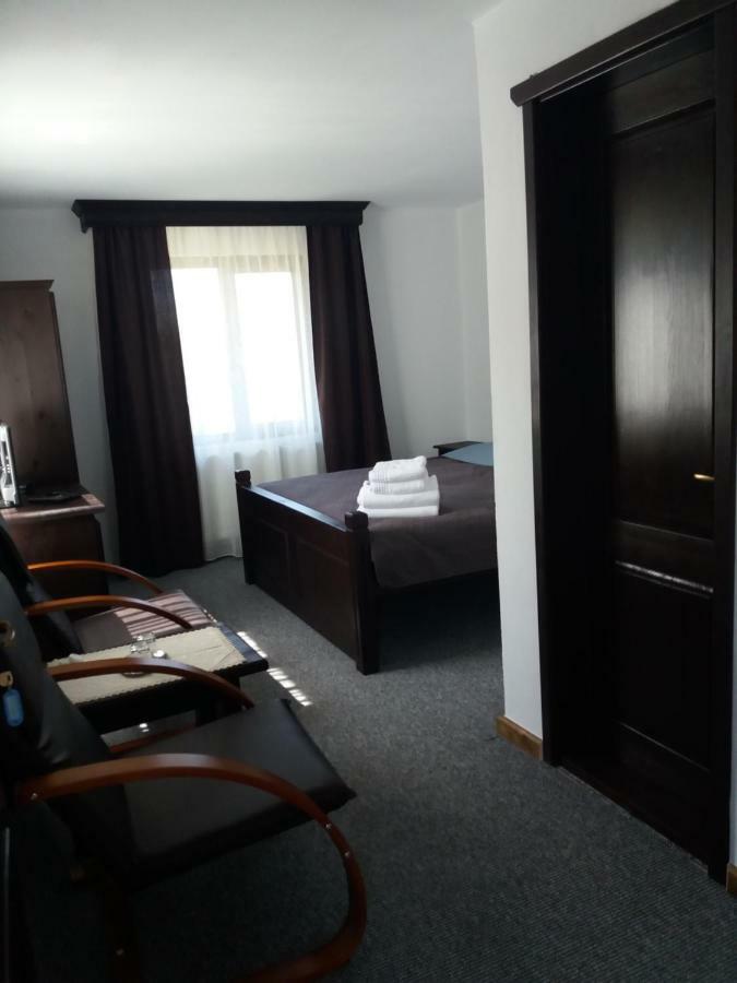 Hotel Casa Poienarilor Sîmbăta de Sus Esterno foto